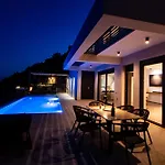 Βίλα Pantea Luxury Βασιλική