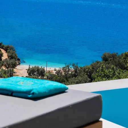 Pantea Luxury Villa