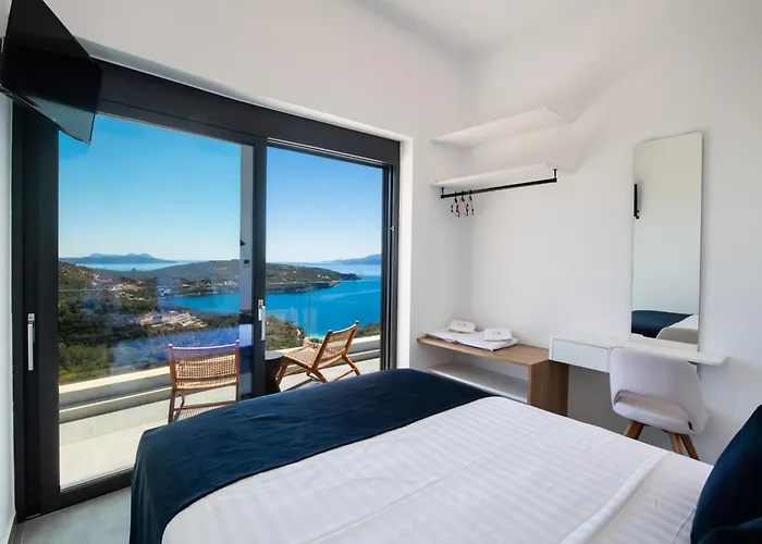 Pantea Luxury Vila *