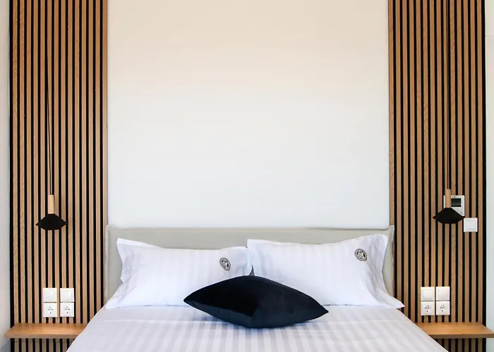 Pantea Luxury * Vasiliki