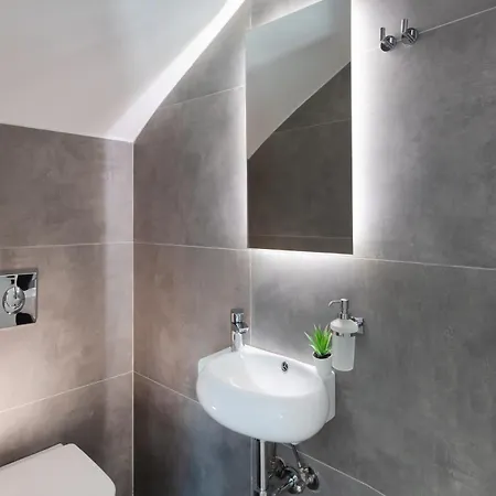 Pantea Luxury Villa *