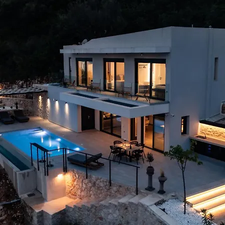 Villa Pantea Luxury *